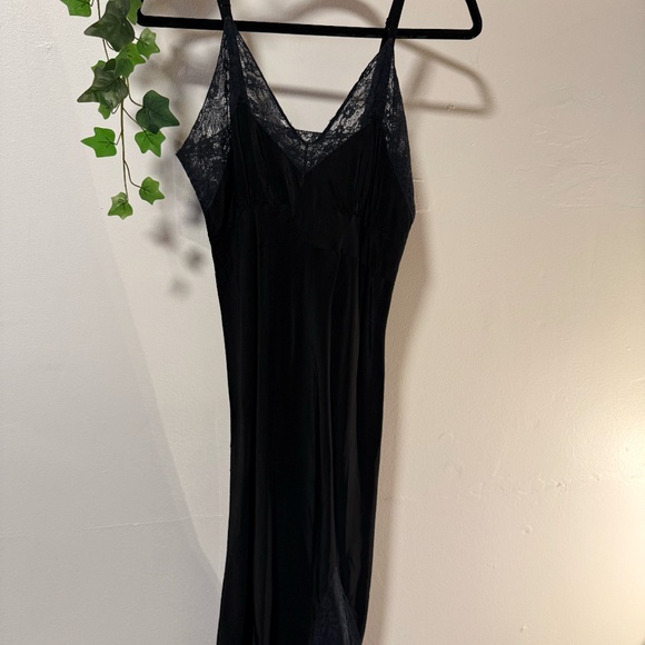 Vintage Black Lace Trim Midi Slip Dress – Tag Reads Size 34 (Xs-Small) - Midriff - Picture 1 of 4